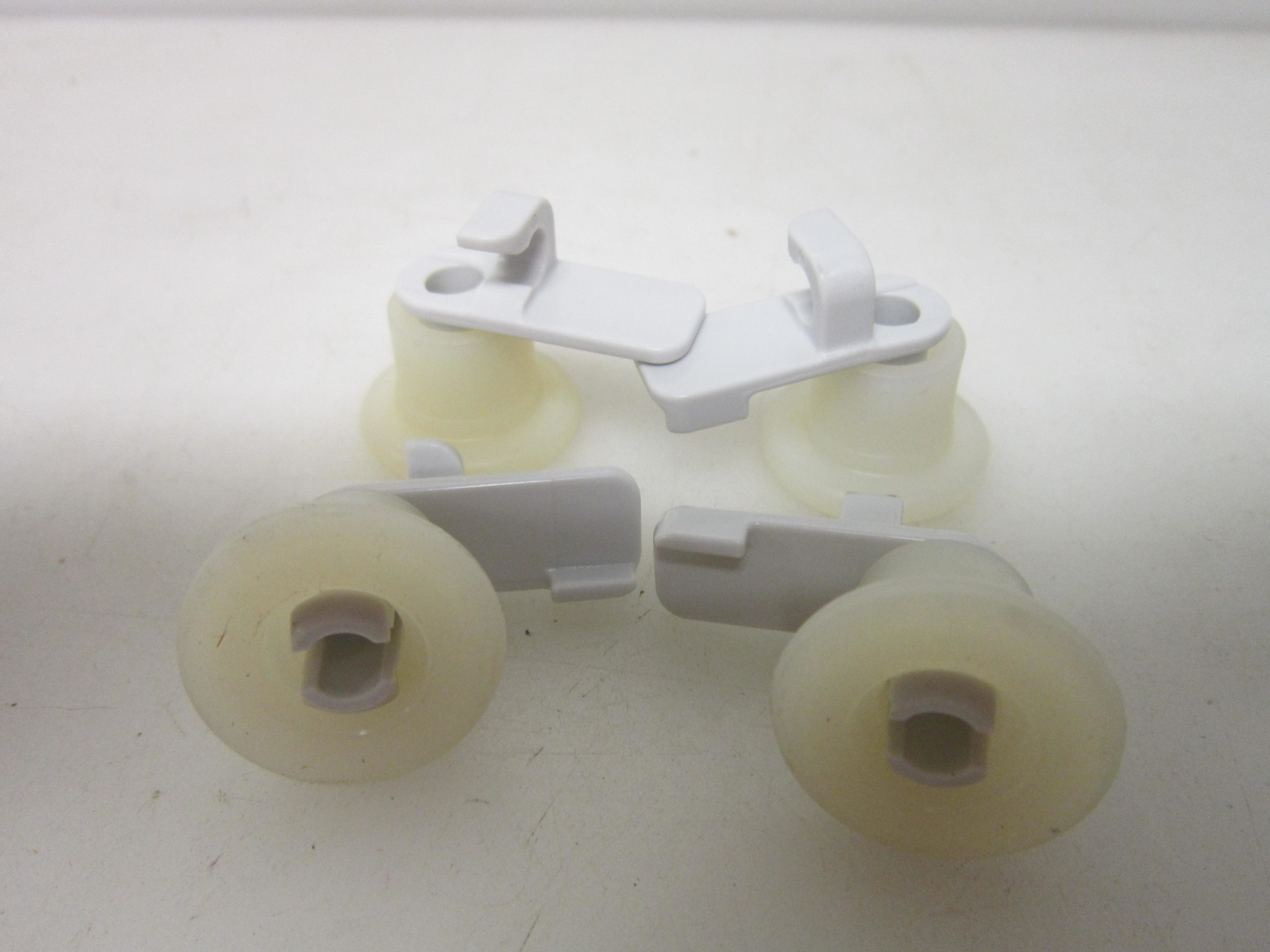 GE GSD2100V70BB Dishwasher Upper Dishrack Roller Kit (4) WD12X10266